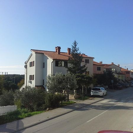 Apartments Liliana プーラ エクステリア 写真