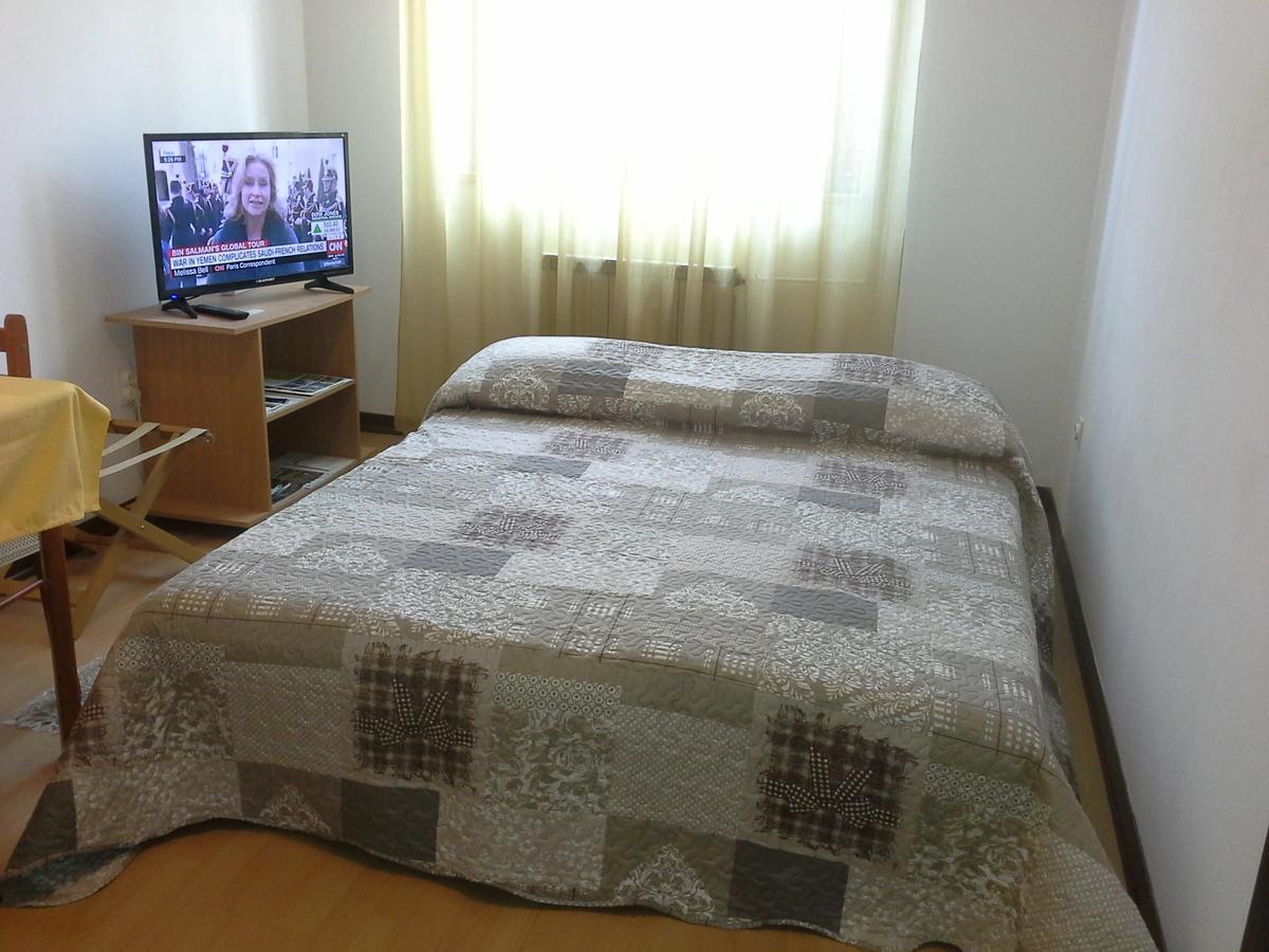 Apartments Liliana プーラ エクステリア 写真